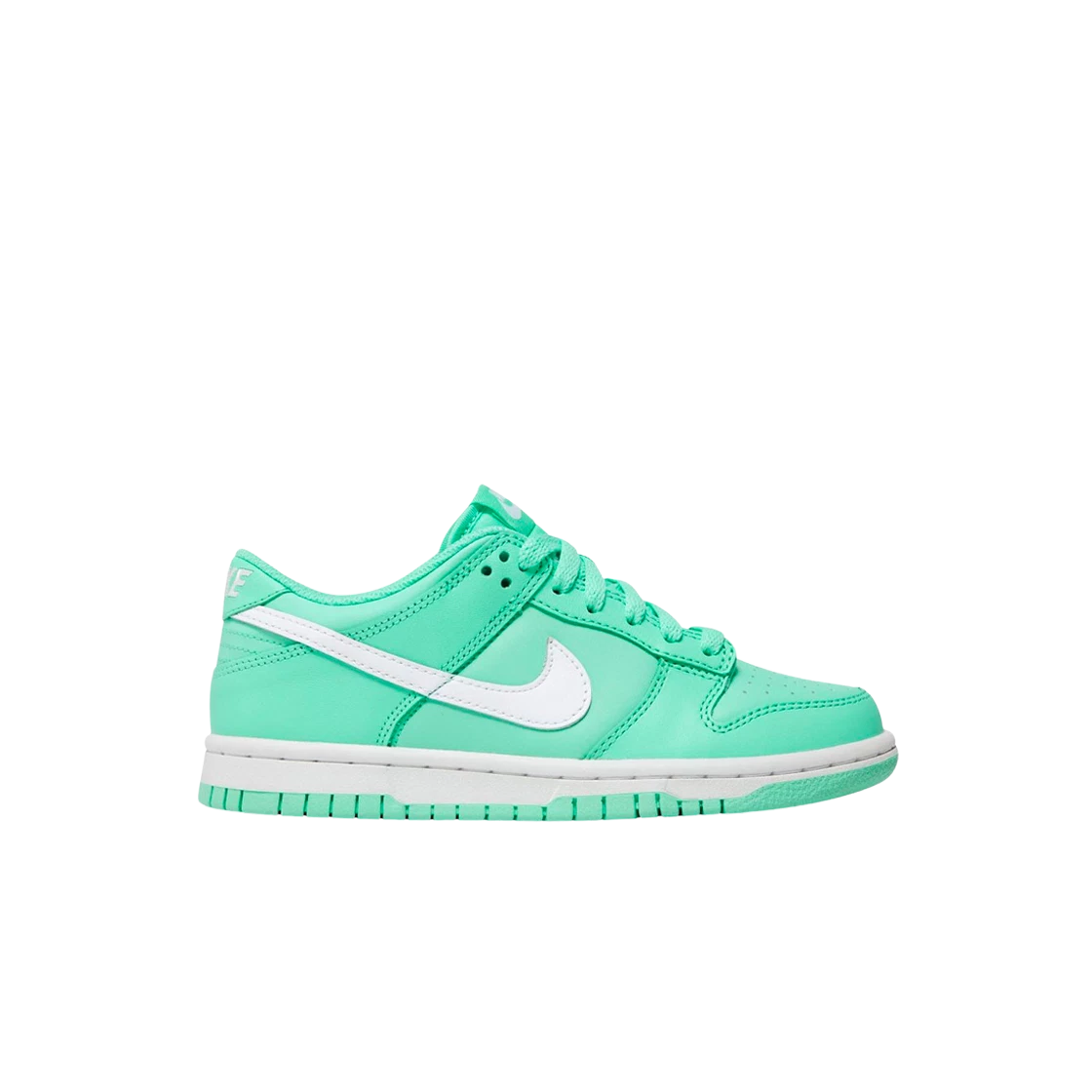 https://d2cva83hdk3bwc.cloudfront.net/(gs)-nike-dunk-low-emerald-rise-white-2.jpg