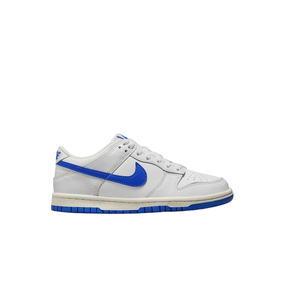 https://d2cva83hdk3bwc.cloudfront.net/(gs)-nike-dunk-low-summit-white-hyper-royal-2.jpg
