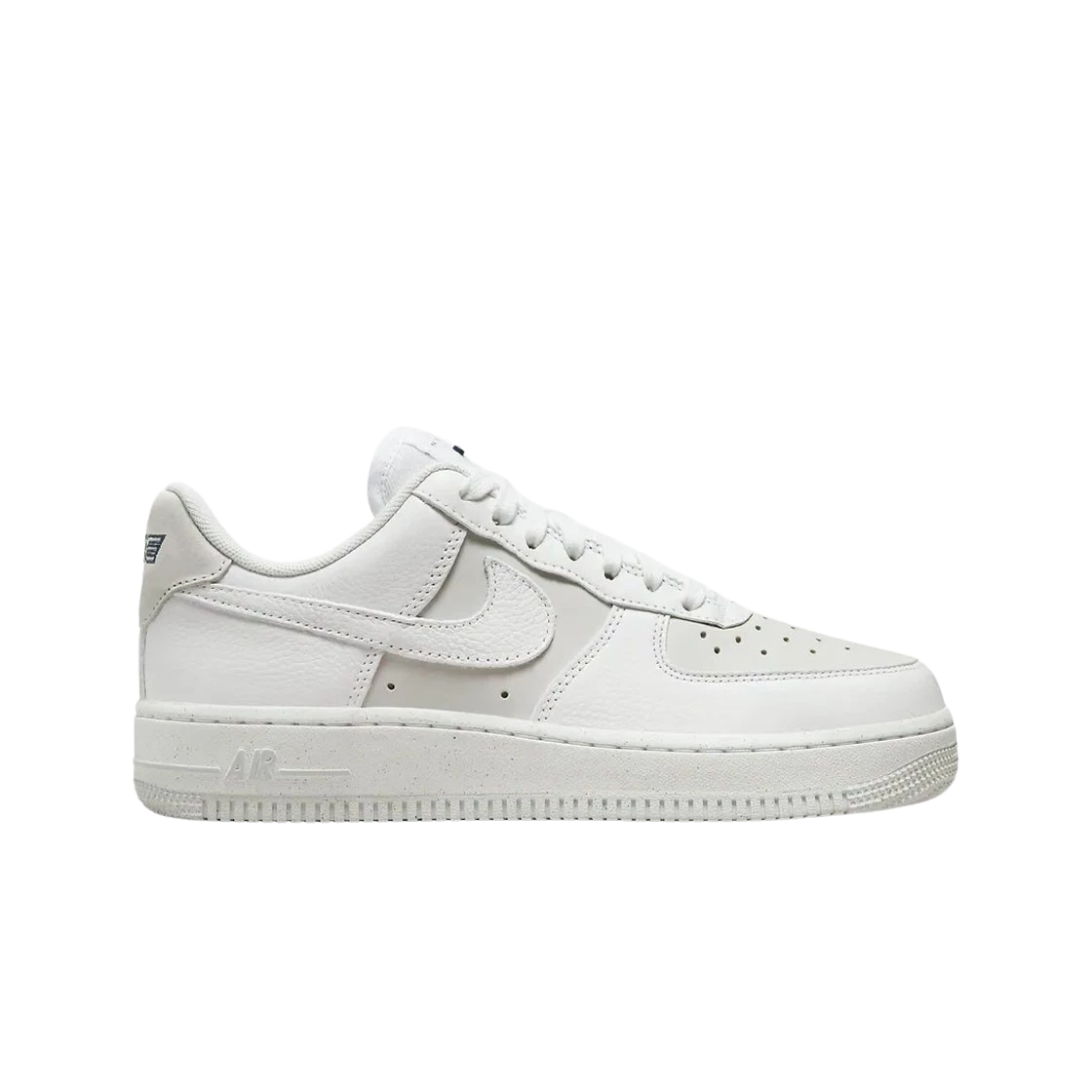 https://d2cva83hdk3bwc.cloudfront.net/(w)-nike-air-force-1-'07-lx-white-and-photon-dust-2.jpg