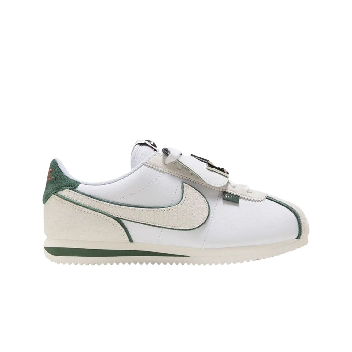 https://d2cva83hdk3bwc.cloudfront.net/(w)-nike-cortez-all-petals-united-white-fir-2.jpg