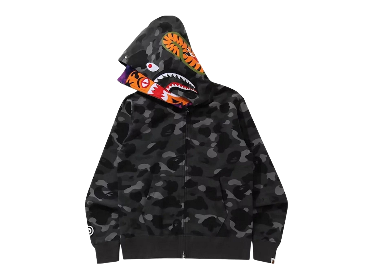 https://d2cva83hdk3bwc.cloudfront.net/0039-1ss210106ccts-blac-bape-color-camo-tiger-shark-wide-full-zip-double-hoodie-black-ss21-2.jpg