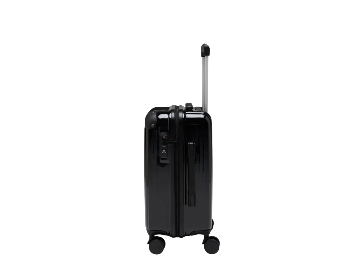 https://d2cva83hdk3bwc.cloudfront.net/01043-black-os-undefeated-carry-on-luggage-black-2.jpg
