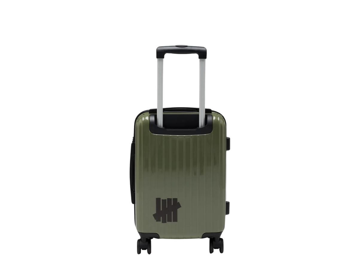 https://d2cva83hdk3bwc.cloudfront.net/01043-olive-os-undefeated-carry-on-luggage-olive-4.jpg