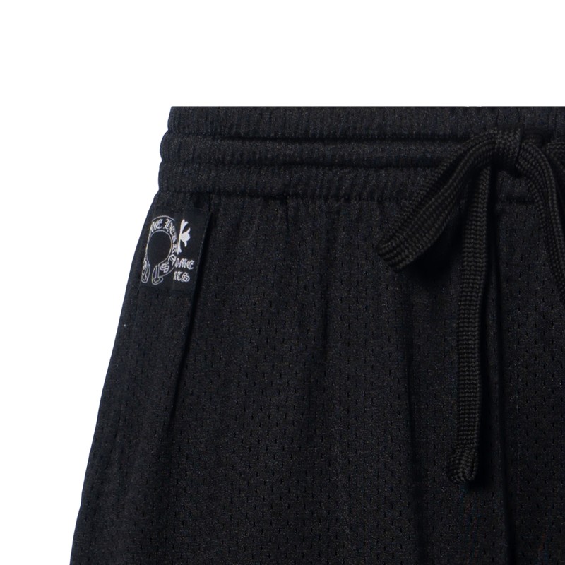 https://d2cva83hdk3bwc.cloudfront.net/034-033353-chrome-hearts-fw23-logo-shorts-men-s-black-3.jpg