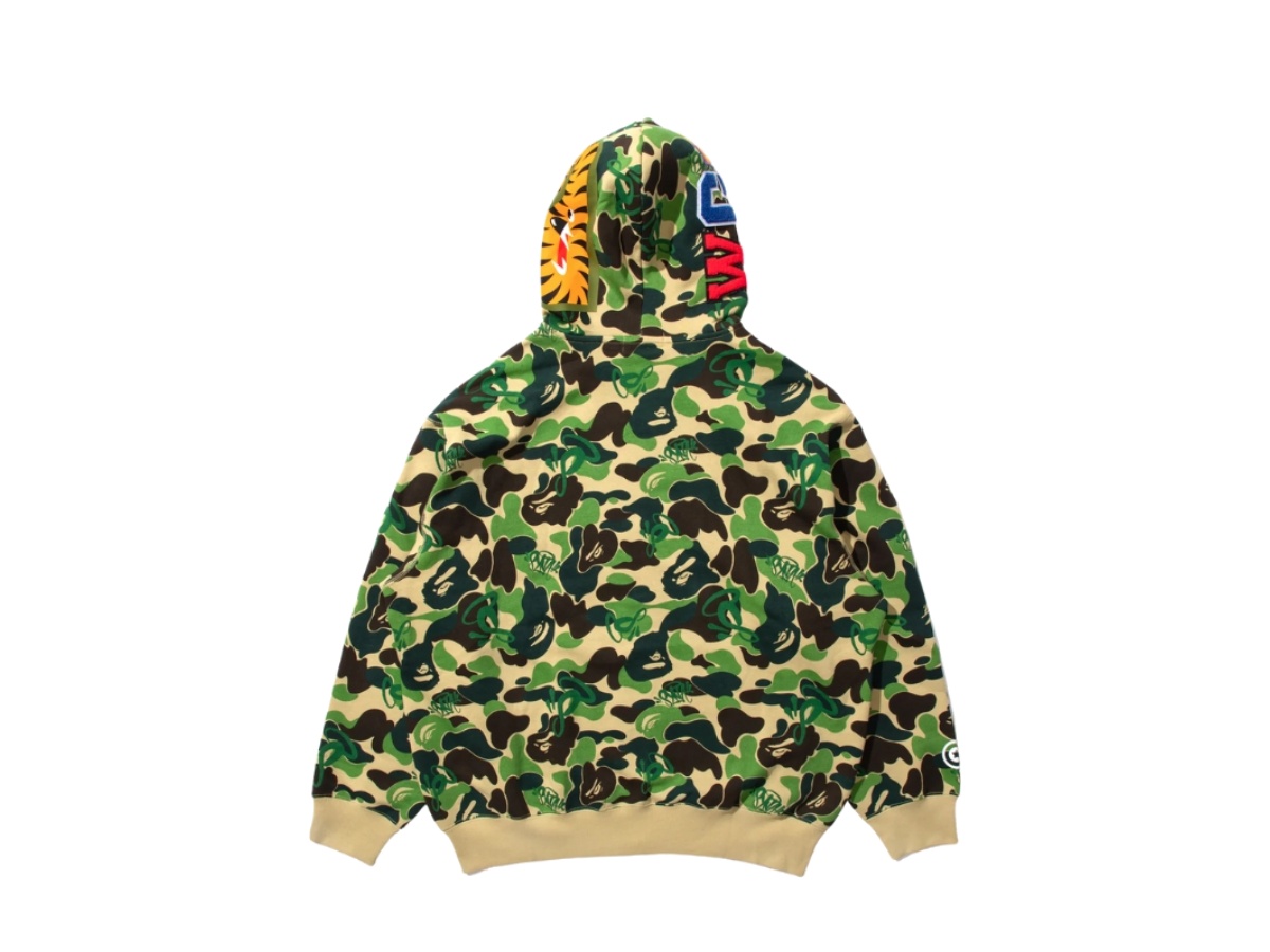https://d2cva83hdk3bwc.cloudfront.net/0zxswm916151p-bape-x-spotify-x-syna-by-central-cee-shark-full-zip-hoodie-green-4.jpg