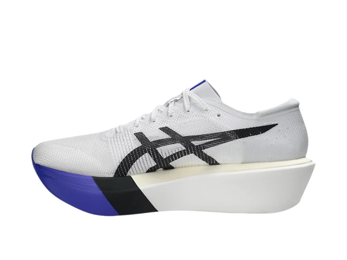 https://d2cva83hdk3bwc.cloudfront.net/1013a162-101-asics-metaspeed-sky-tokyo-white-cobalt-burst-2.jpg