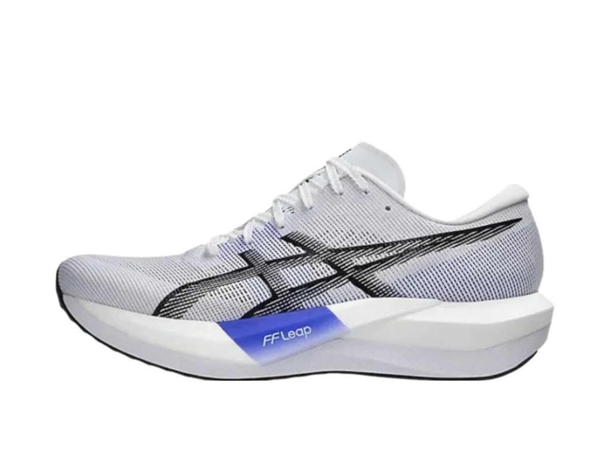 https://d2cva83hdk3bwc.cloudfront.net/1013a183-100-asics-magic-speed-5-white-black-2.jpg