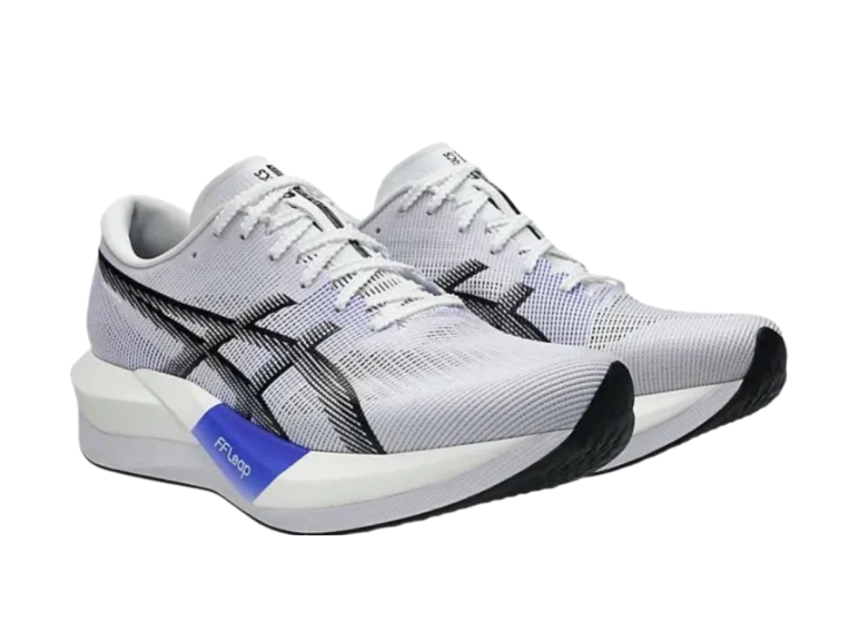 https://d2cva83hdk3bwc.cloudfront.net/1013a183-100-asics-magic-speed-5-white-black-3.jpg