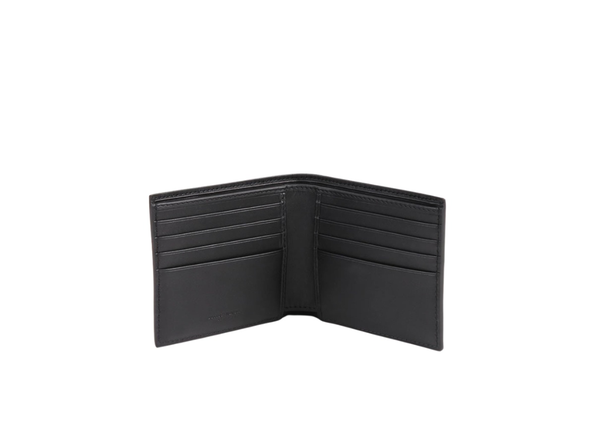 https://d2cva83hdk3bwc.cloudfront.net/113993v4651-1000-bottega-veneta-intrecciato-wallet-black-2.jpg