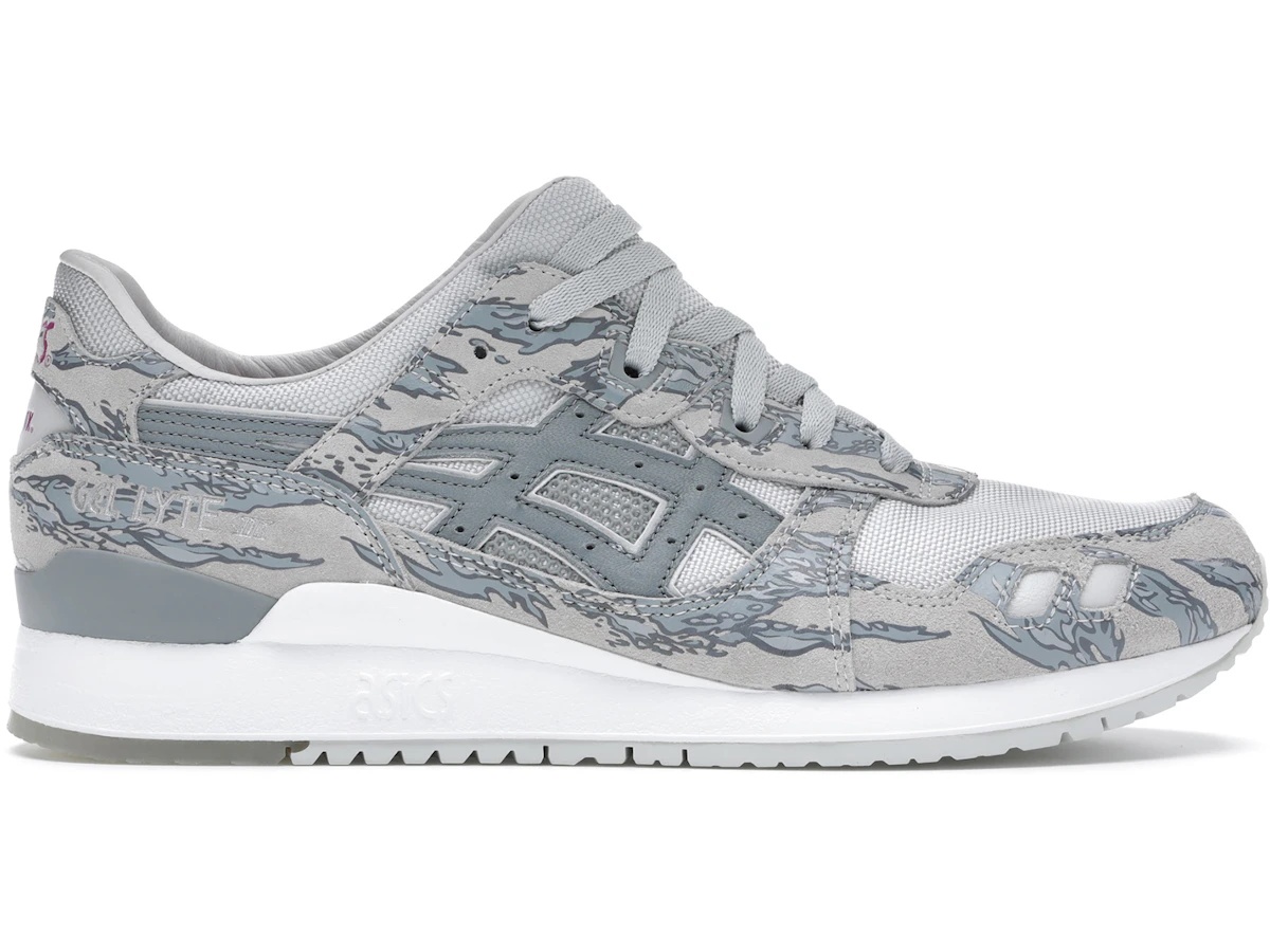 https://d2cva83hdk3bwc.cloudfront.net/1191A076-020-asics-gel-lyte-iii-atmos-x-solebox-1.jpg
