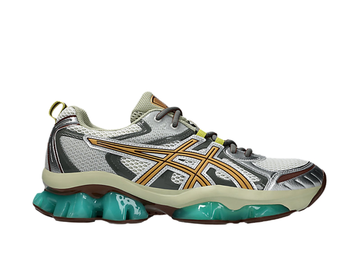 https://d2cva83hdk3bwc.cloudfront.net/1203a270-102-asics-gel-quantum-kinetic-white-khaki-1.jpg