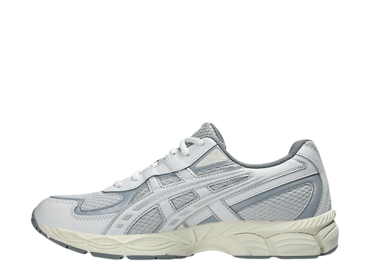 https://d2cva83hdk3bwc.cloudfront.net/1203a542-021-asics-gel-nyc-2055-glacier-grey-white-2.jpg