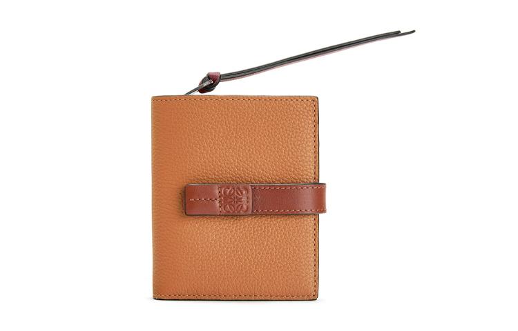 https://d2cva83hdk3bwc.cloudfront.net/12412Z44-3639-loewe-calfskin-wallet-women-s-light-caramel-hickory-nut-1.jpg