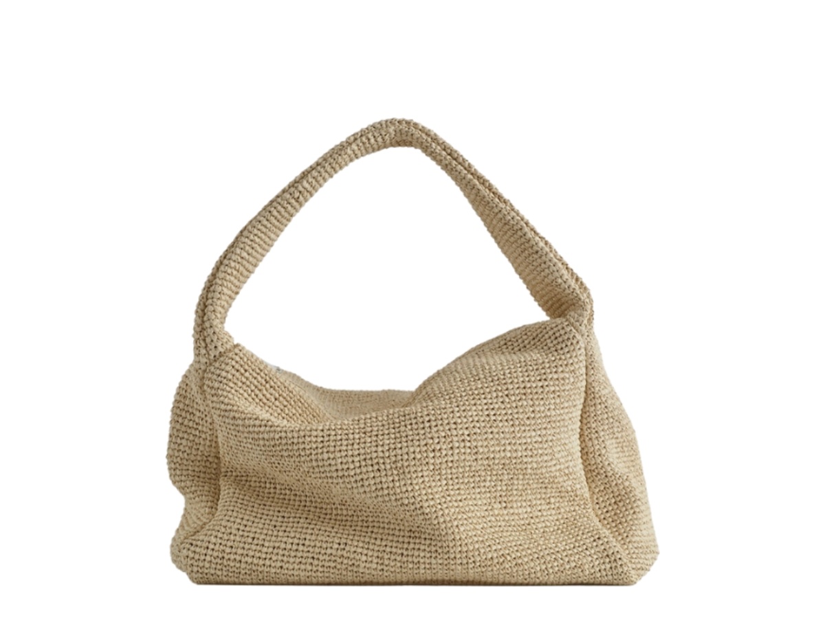 https://d2cva83hdk3bwc.cloudfront.net/1272853001-cos-slouchy-tote-bag-raffia-beige-1.jpg
