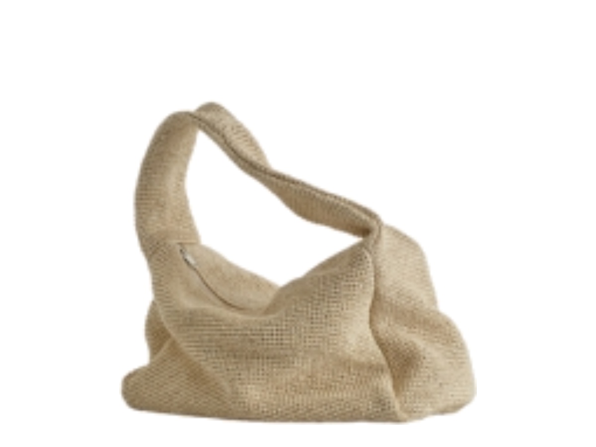 https://d2cva83hdk3bwc.cloudfront.net/1272853001-cos-slouchy-tote-bag-raffia-beige-3.jpg