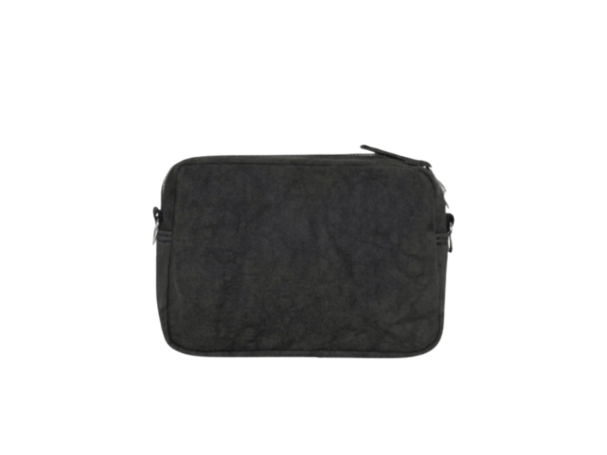https://d2cva83hdk3bwc.cloudfront.net/134255-washedblack-stussy-canvas-pouch-washed-black-4.jpg