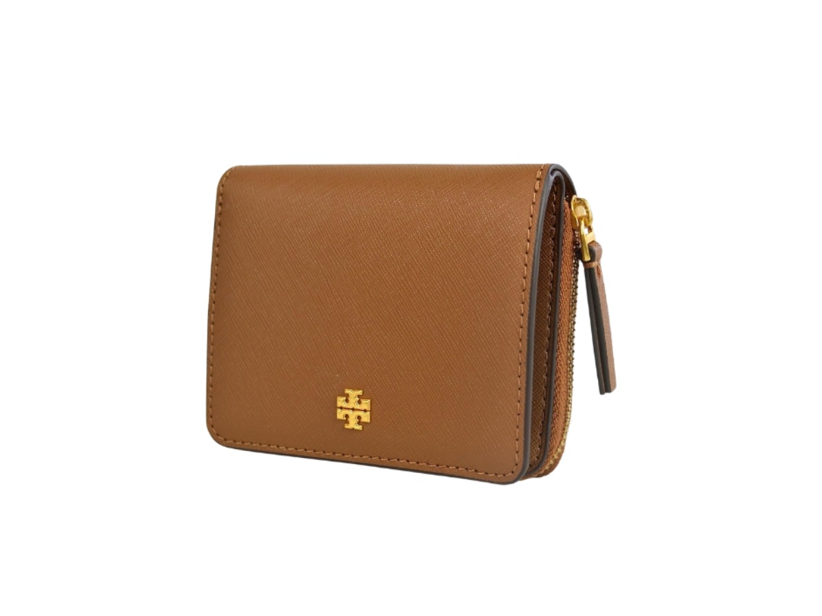 https://d2cva83hdk3bwc.cloudfront.net/147606-moose-tory-burch-emerson-zip-around-mini-wallet-moose-2.jpg