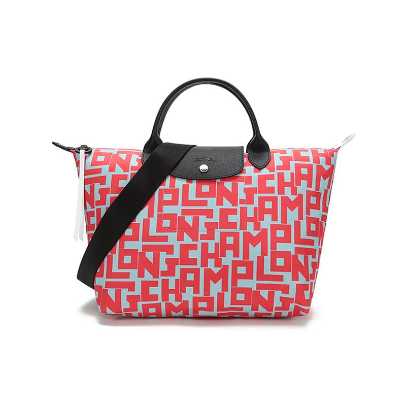 https://d2cva83hdk3bwc.cloudfront.net/1515412H08-longchamp-le-pliage-fabric-crossbody-bag-dumpling-bag-one-shoulder-handbag-medium-size-women-s-light-blue-red-1.jpg