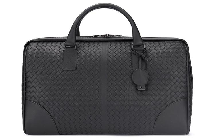 https://d2cva83hdk3bwc.cloudfront.net/152230V46511000-bottega-veneta-cow-leather-handbag-men-s-black-1.jpg
