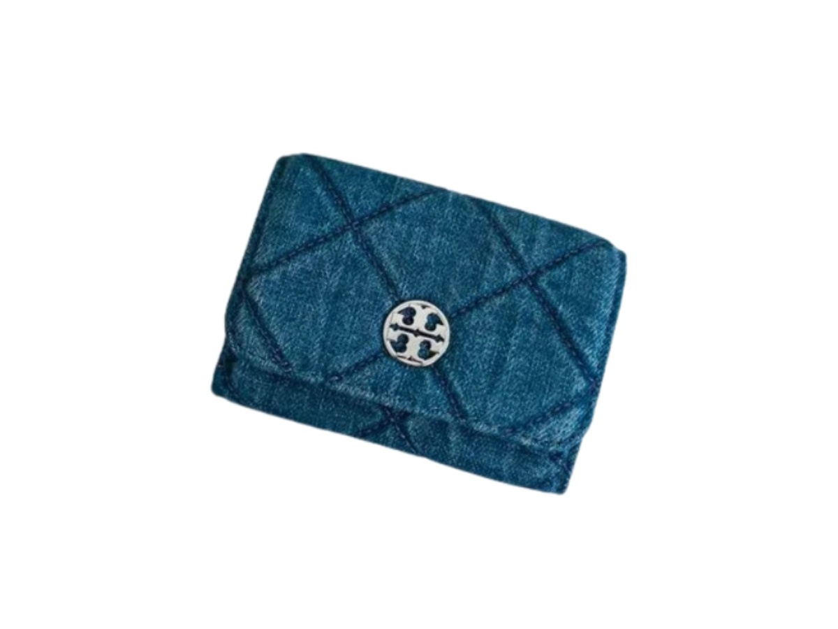 https://d2cva83hdk3bwc.cloudfront.net/167997-tory-burch-willa-card-case-wallet-denim-in-denim-with-silver-tone-hardware-1.jpg