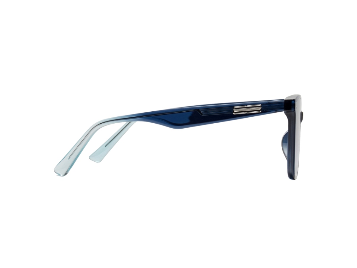 https://d2cva83hdk3bwc.cloudfront.net/18y56raztjicm-gentle-monster-heizer-nc2-in-graduated-navy-acetate-frame-with-graduated-navy-lenses-3.jpg