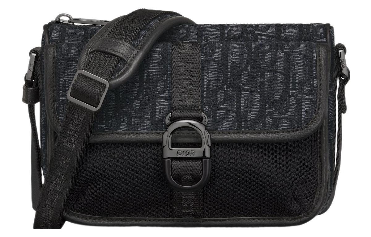 https://d2cva83hdk3bwc.cloudfront.net/1EIPO312YKY-H03E-dior-oblique-print-shoulder-bag-crossbody-bag-mini-men-s-black-1.jpg