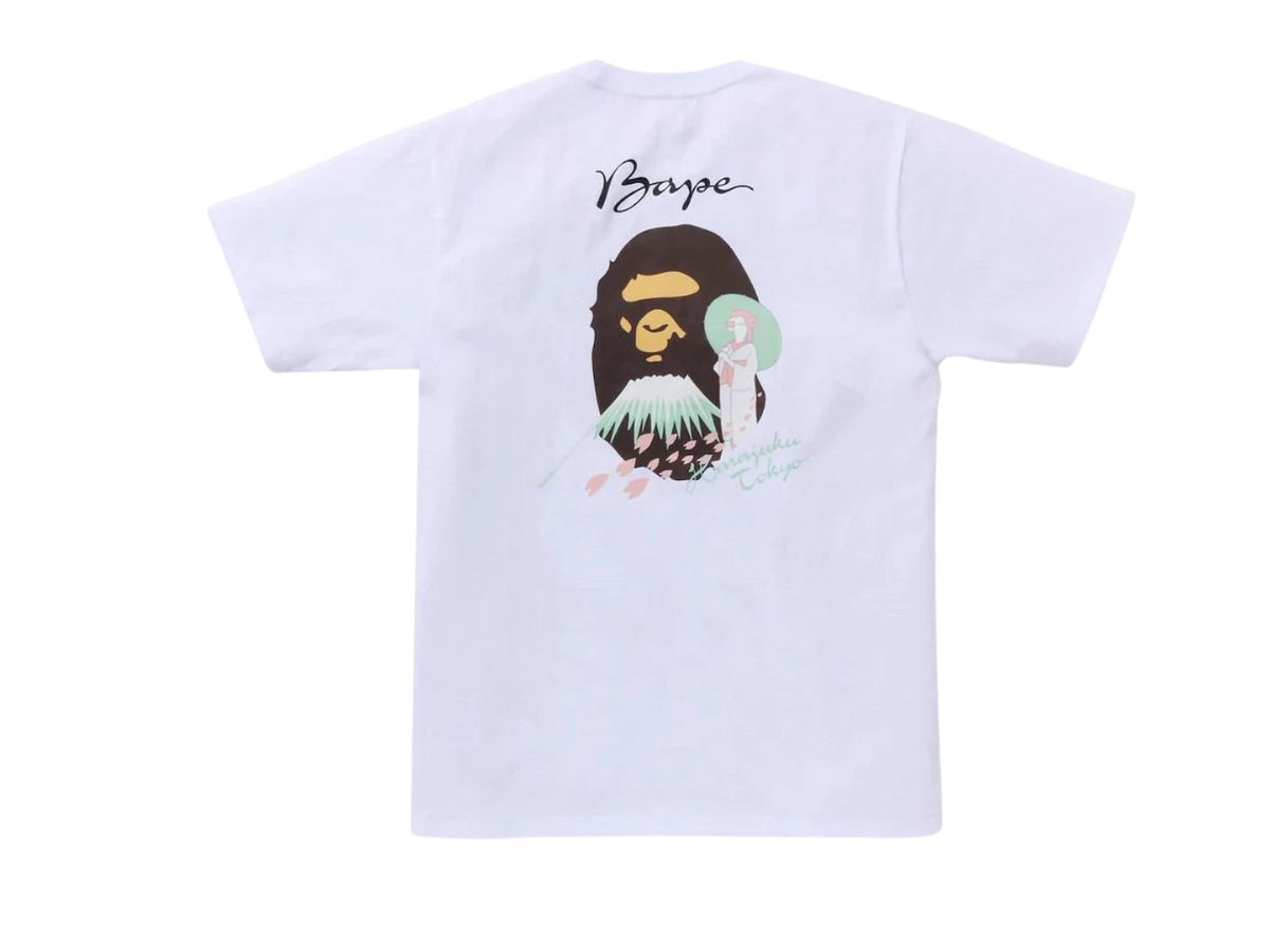https://d2cva83hdk3bwc.cloudfront.net/1j72-110-010-white-bape-souvenir-tee-white-2.jpg
