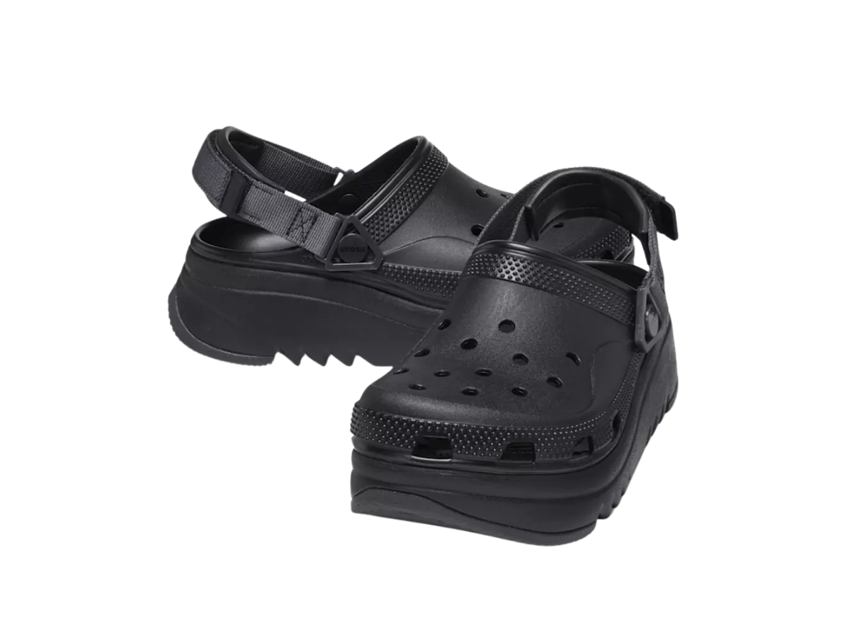 https://d2cva83hdk3bwc.cloudfront.net/208365-001-crocs-hiker-xscape-clog-black-3.jpg