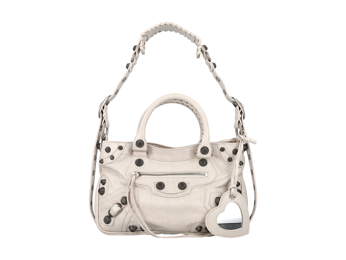 Buy Balenciaga Le Cagole Tote Medium Bagnacre_natural_white Domesticated Lamb Leather FW23 at Sasom – Authentic and Ready to Ship