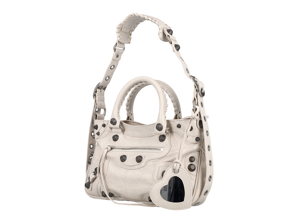 https://d2cva83hdk3bwc.cloudfront.net/23A7515211VG9Y_9914-balenciaga-le-cagole-tote-medi-3.jpg