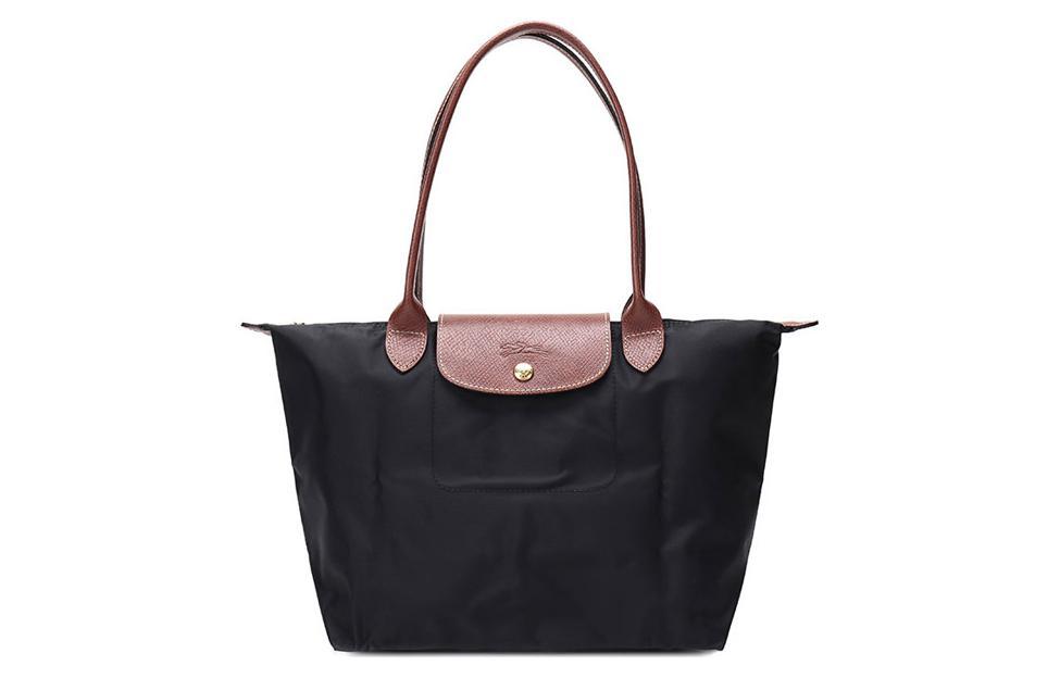 https://d2cva83hdk3bwc.cloudfront.net/2605089001-longchamp-le-pliage-fabric-tote-bag-shopping-bag-dumpling-one-shoulder-handbags-medium-size-women-s-black-1.jpg