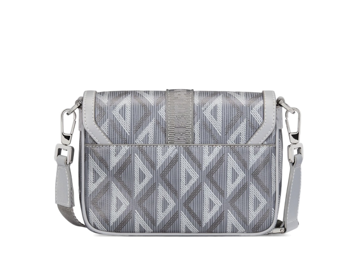 https://d2cva83hdk3bwc.cloudfront.net/2esca458cdp-h42e-dior-hit-the-road-bag-dior-gray-2.jpg