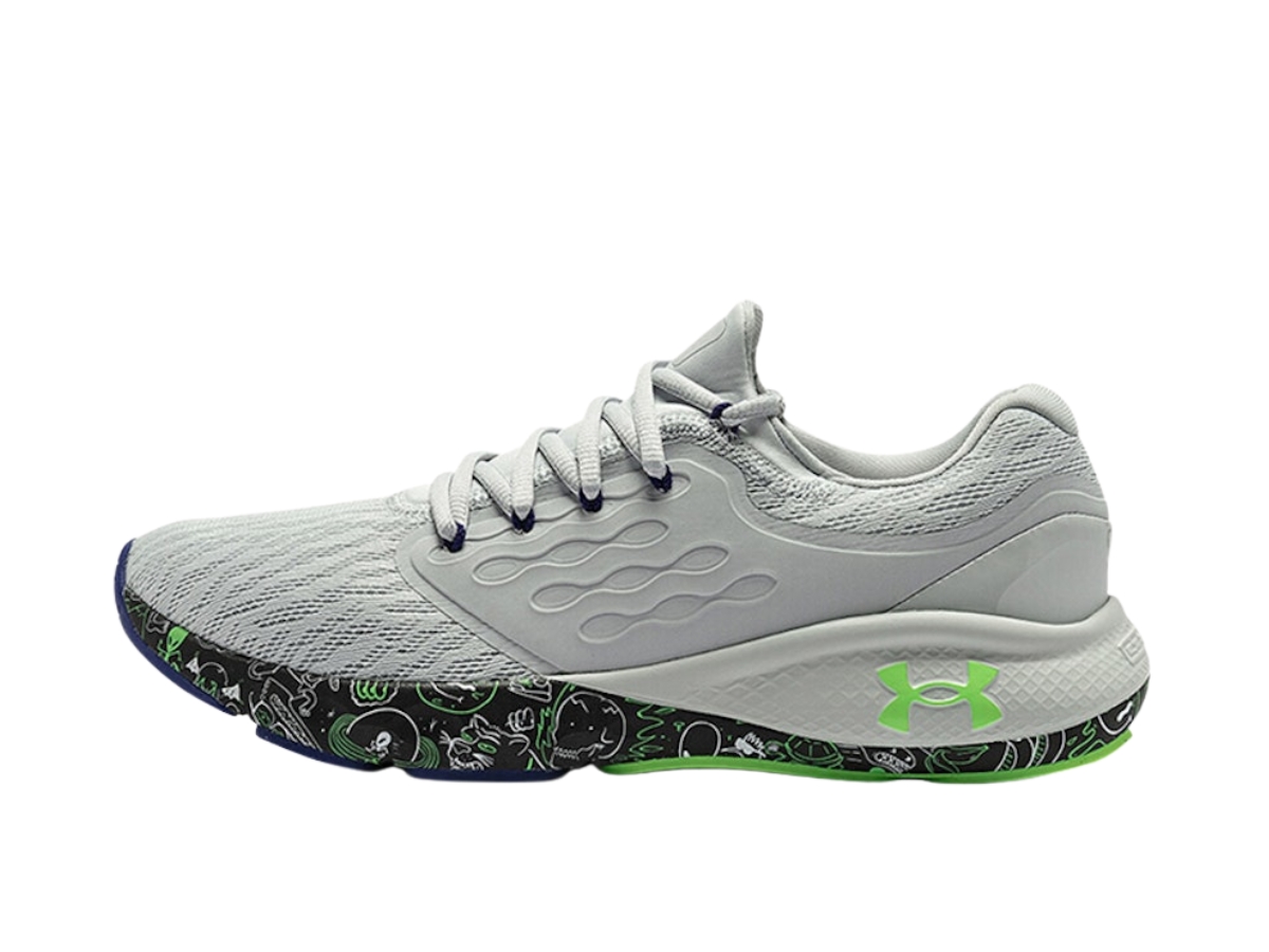 https://d2cva83hdk3bwc.cloudfront.net/3026450-100-under-armour-charged-vantage-fun-cn-grey-green-2.jpg