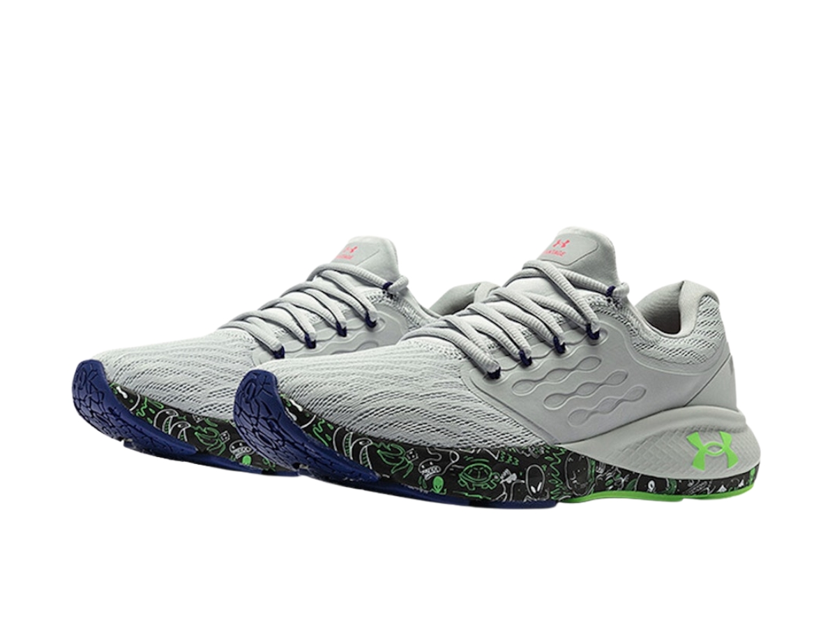 https://d2cva83hdk3bwc.cloudfront.net/3026450-100-under-armour-charged-vantage-fun-cn-grey-green-3.jpg