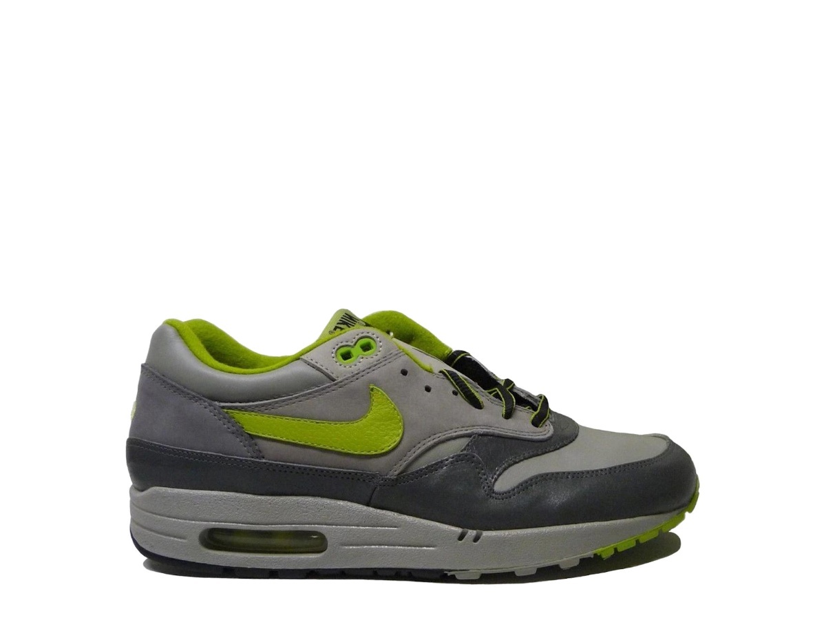 2004 nike air max