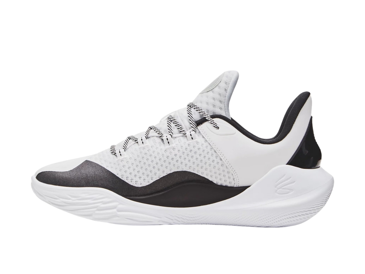 https://d2cva83hdk3bwc.cloudfront.net/3027502-100-under-armour-curry-11-bruce-lee-wind-2.jpg