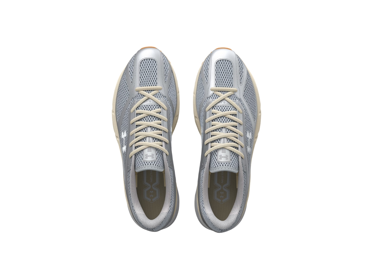 https://d2cva83hdk3bwc.cloudfront.net/3027595-102-under-armour-apparition-metallic-silver-mod-grey-3.jpg