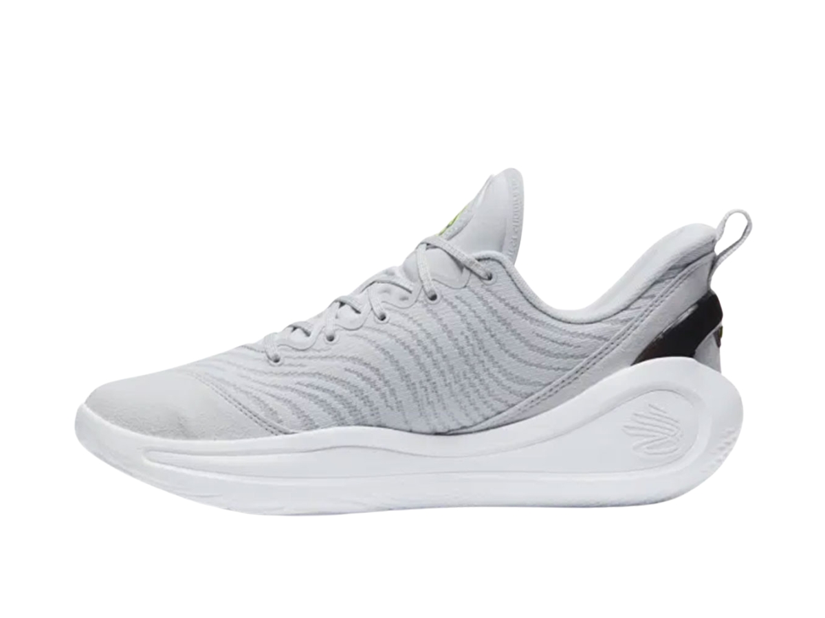 https://d2cva83hdk3bwc.cloudfront.net/3027629-100-under-armour-curry-12-anti-gravity-2.jpg
