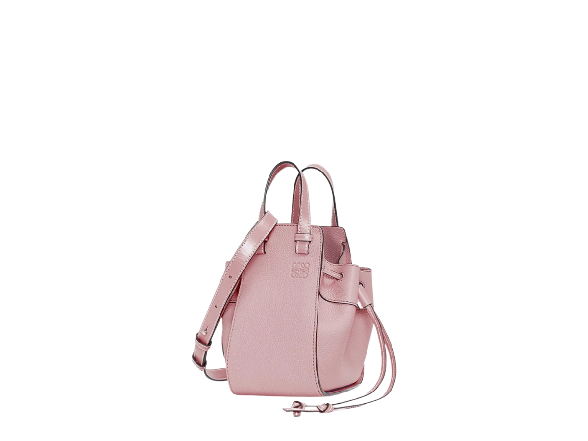 https://d2cva83hdk3bwc.cloudfront.net/31412v07-6949-loewe-mini-hammock-drawstring-bag-pastel-pink-1.jpg