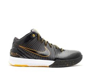 Kobe 4 サンプル品 china snake Nike Kobe 4 Protro “Black Snakeskin” Surfaces | House of Heat°