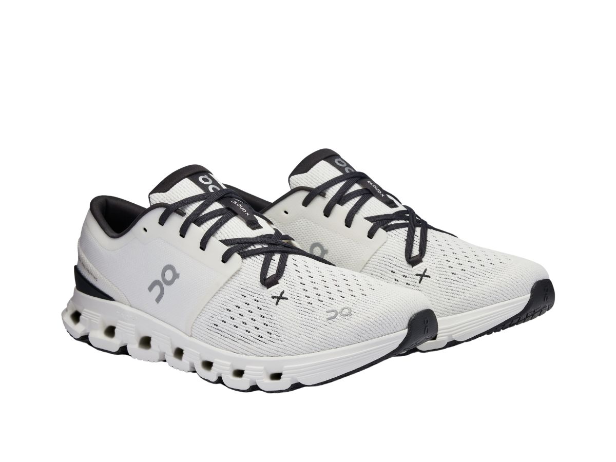 https://d2cva83hdk3bwc.cloudfront.net/3me30040791-on-running-cloud-x-4-ivory-black-3.jpg