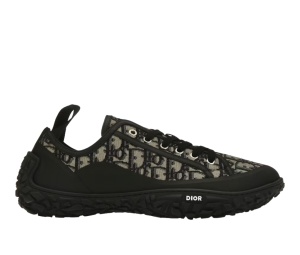 Buy Dior B28 Low Black Beige at Sasom – Authentic and Ready to Ship