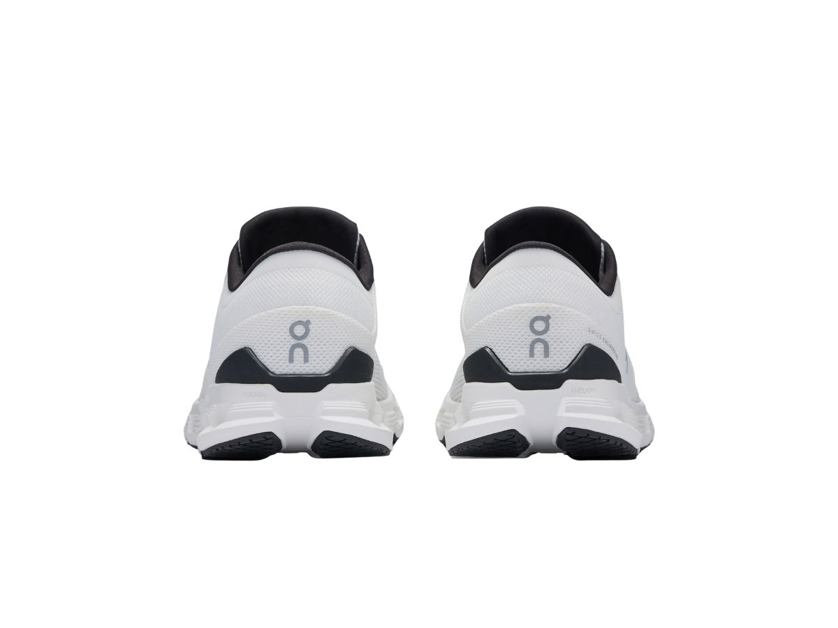https://d2cva83hdk3bwc.cloudfront.net/3we30070791-on-running-cloud-x-4-ivory-black-women-s-4.jpg