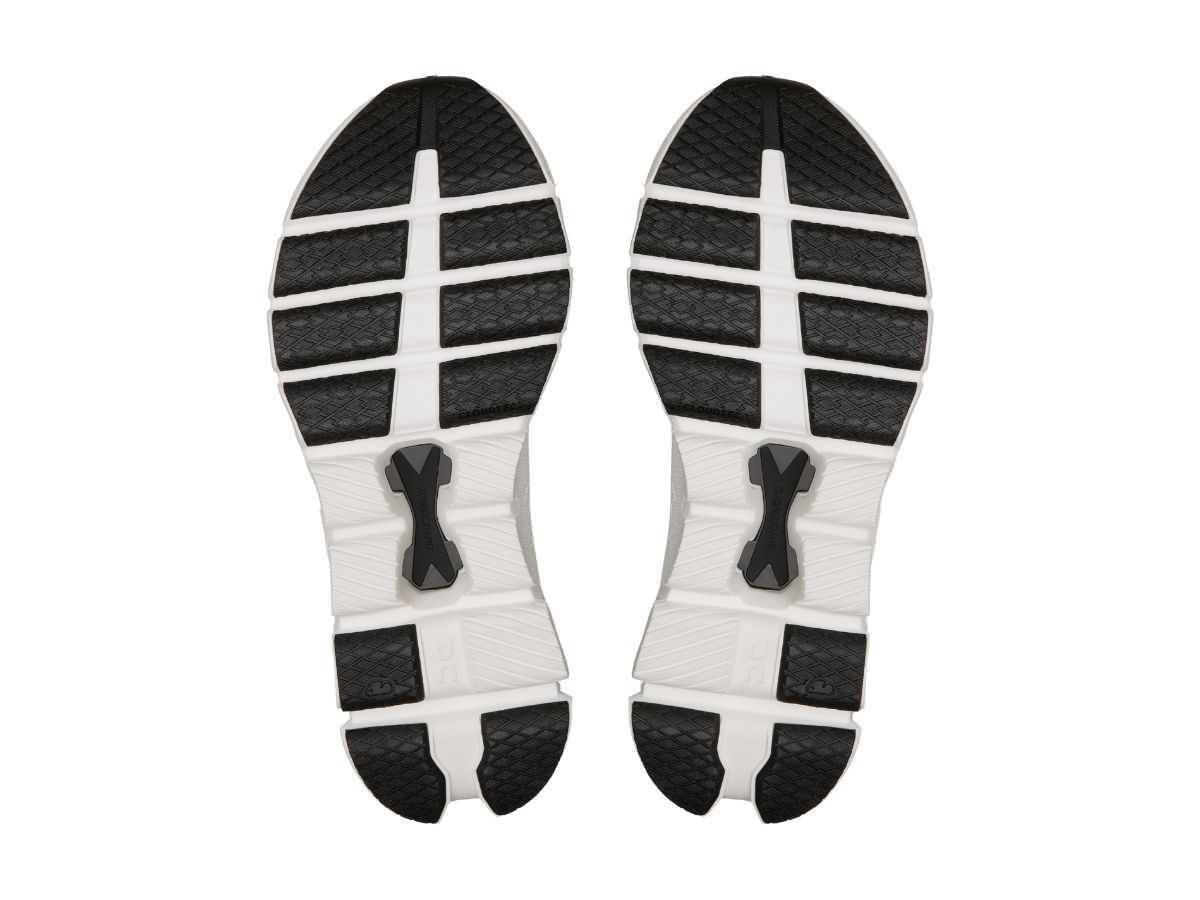 https://d2cva83hdk3bwc.cloudfront.net/3we30070791-on-running-cloud-x-4-ivory-black-women-s-6.jpg