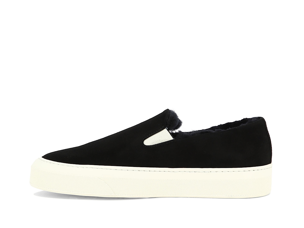 https://d2cva83hdk3bwc.cloudfront.net/41597547-common-projects-slipons-with-s-3.jpg