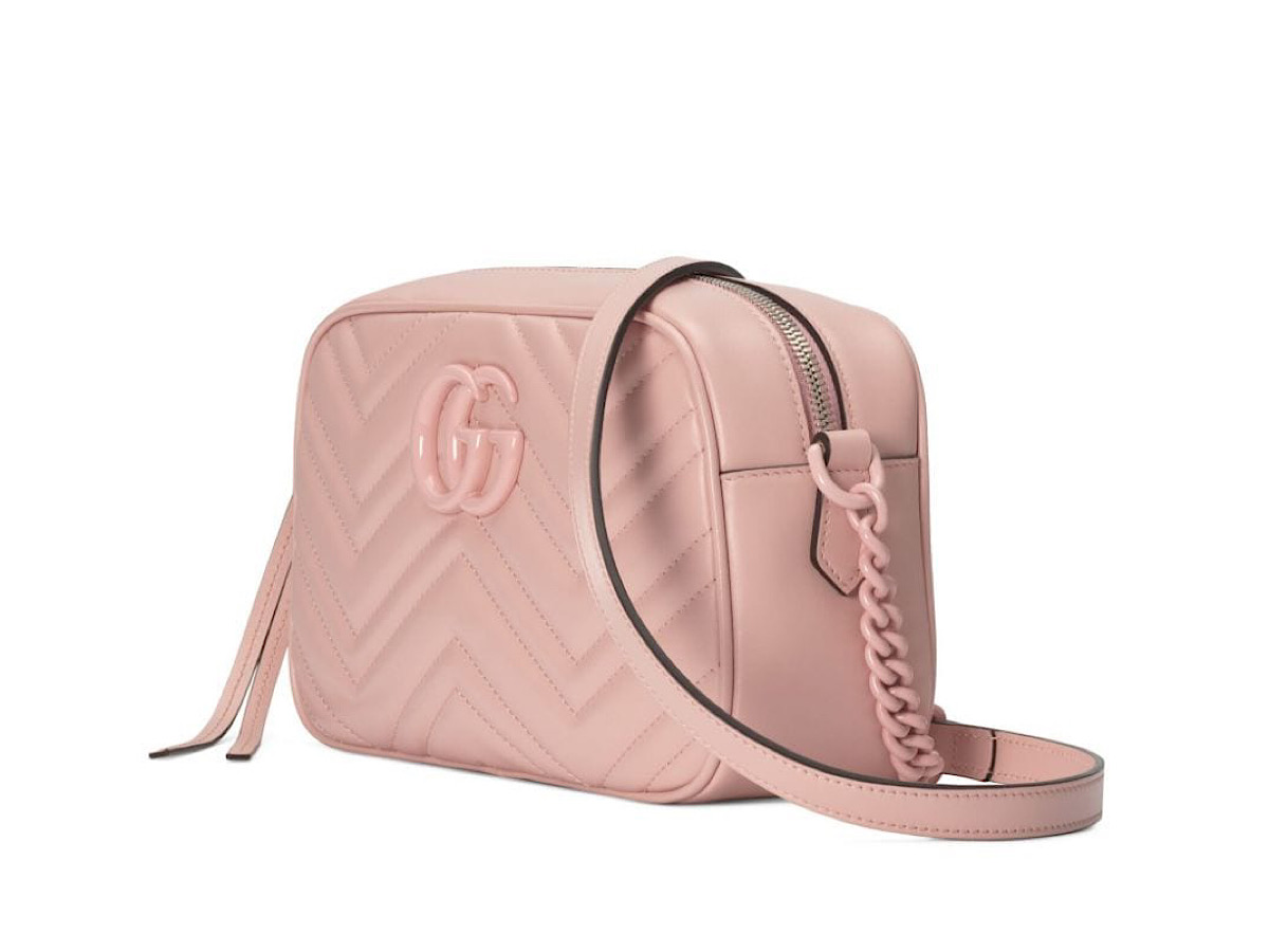 https://d2cva83hdk3bwc.cloudfront.net/447632DAAAH-gucci-rose-matelass-crossbody--4.jpg