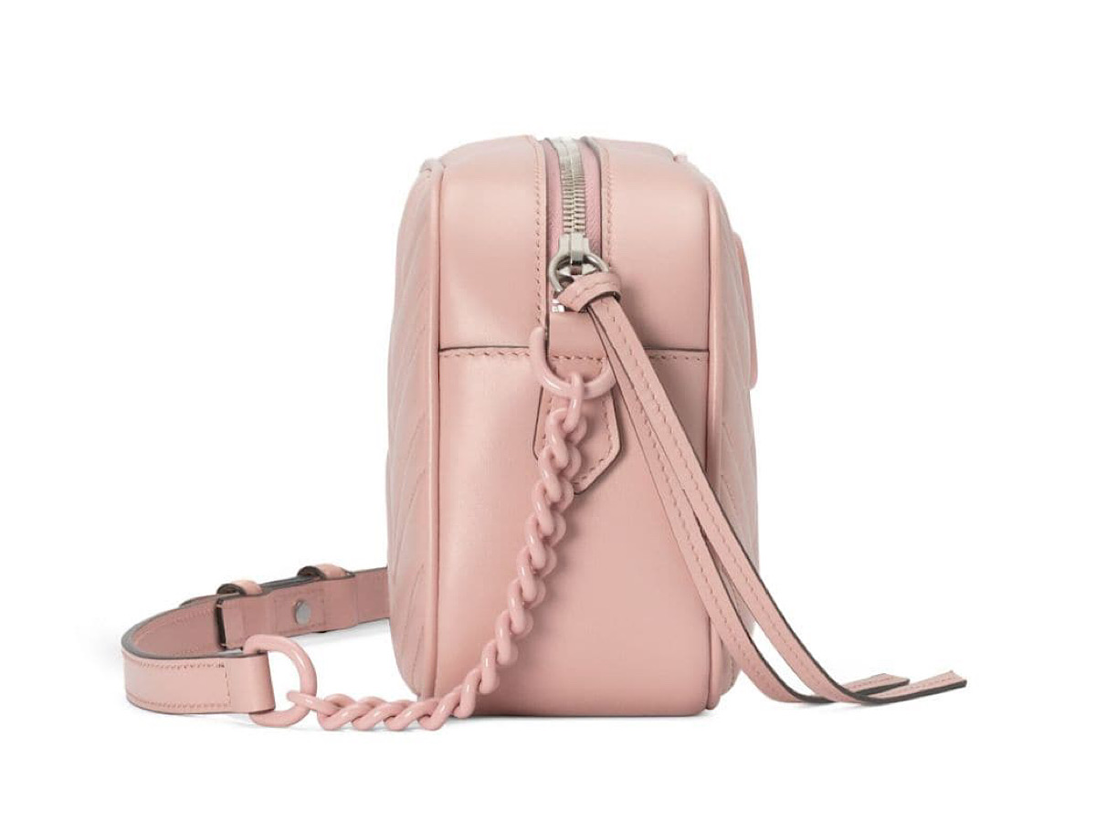 https://d2cva83hdk3bwc.cloudfront.net/447632DAAAH-gucci-rose-matelass-crossbody--5.jpg