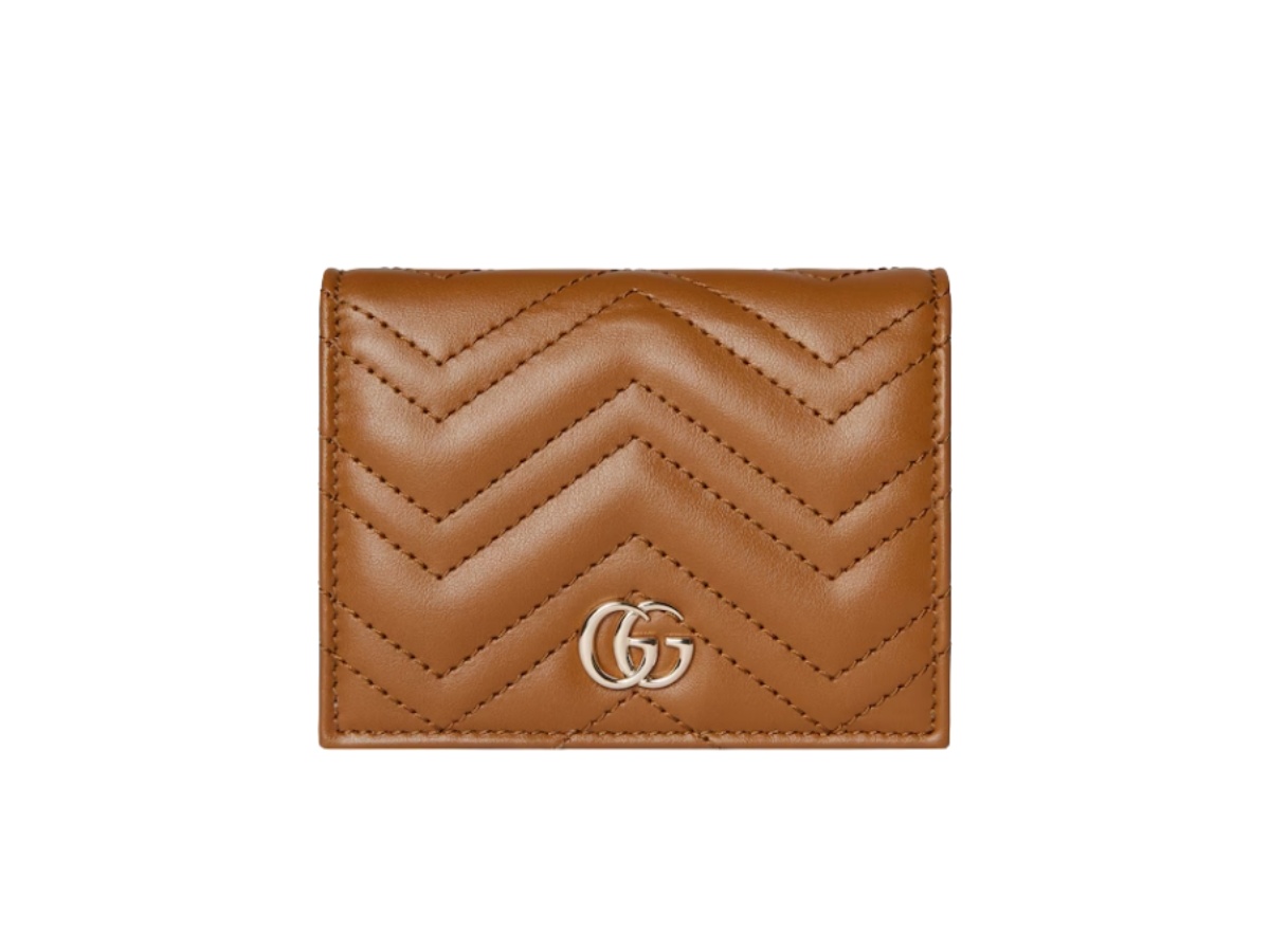 https://d2cva83hdk3bwc.cloudfront.net/466492-aaet8-2718-gucci-gg-marmont-mini-in-brown-chevron-matelass-leather-with-gold-tone-hardware-1.jpg