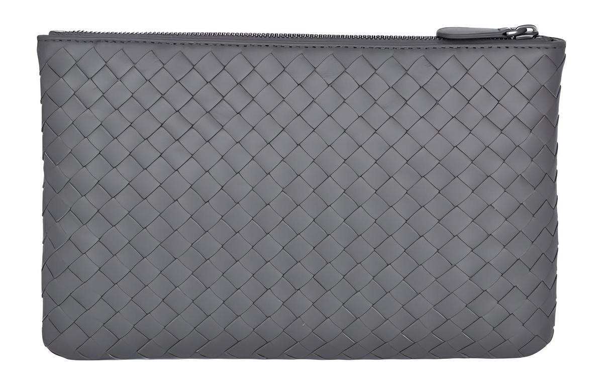 https://d2cva83hdk3bwc.cloudfront.net/522250V001O8522-bottega-veneta-lambskin-clutch-women-s-gray-1.jpg