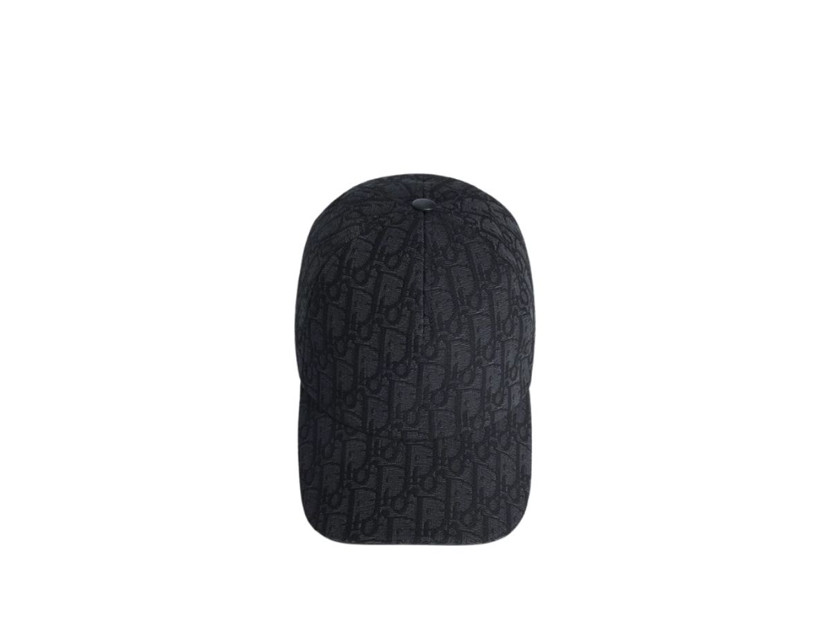 https://d2cva83hdk3bwc.cloudfront.net/543c903e3014-c900-dior-oblique-cap-black-cotton-jacquard-2.jpg